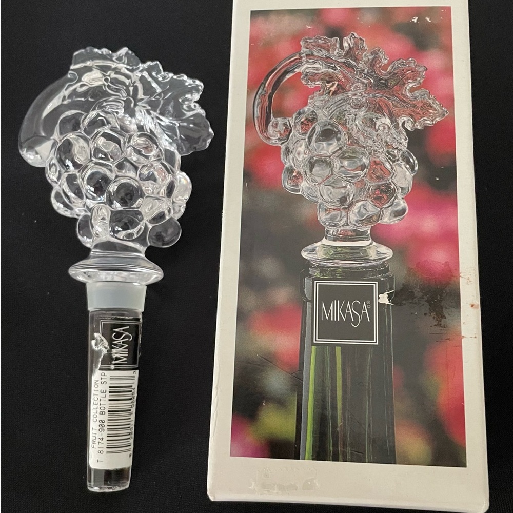 Mikasa, Austrian crystal, grape cluster, wine stopper in original box